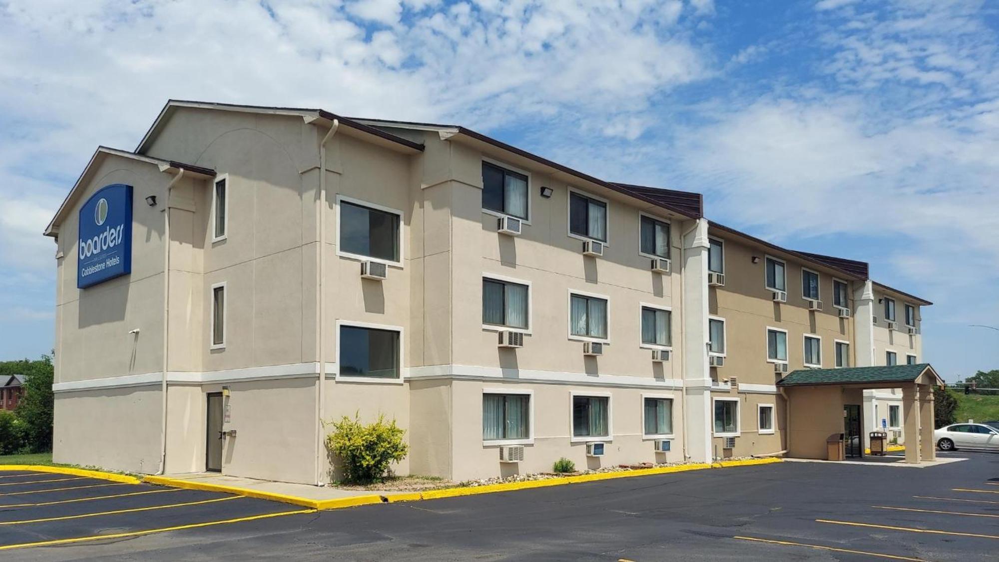 Boarders Inn & Suites By Cobblestone Hotels Waterloo Cedar Falls 외부 사진