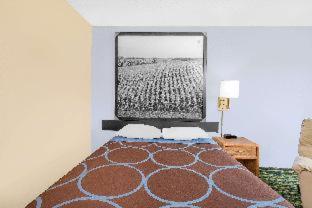 Boarders Inn & Suites By Cobblestone Hotels Waterloo Cedar Falls 객실 사진