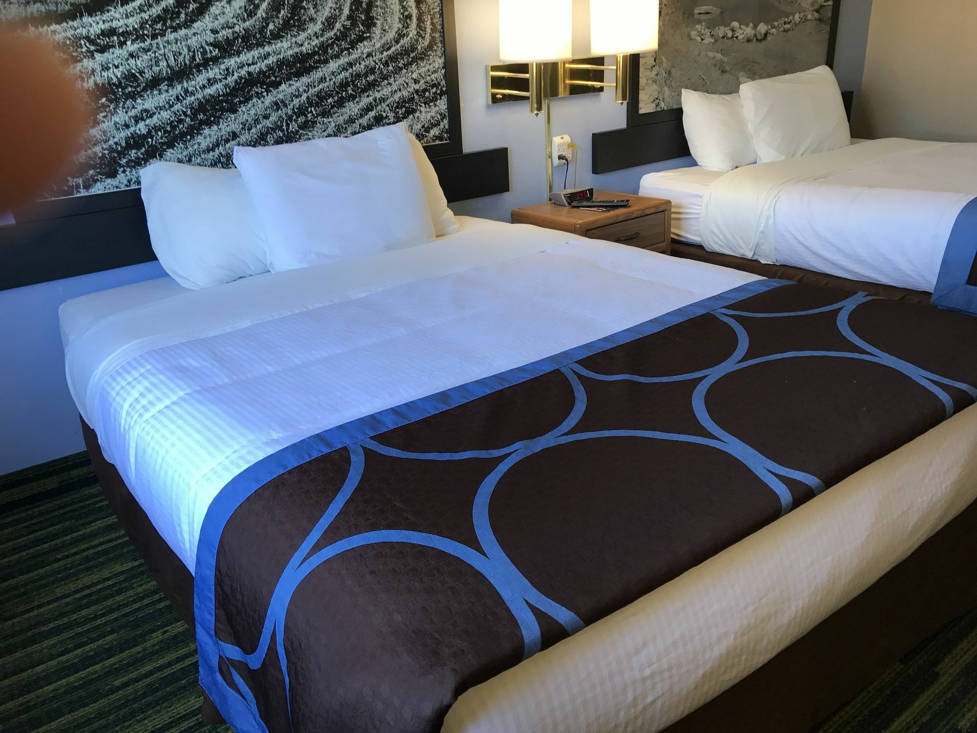 Boarders Inn & Suites By Cobblestone Hotels Waterloo Cedar Falls 외부 사진